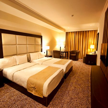 Hotel National Erivan Exterior foto Deluxe Room