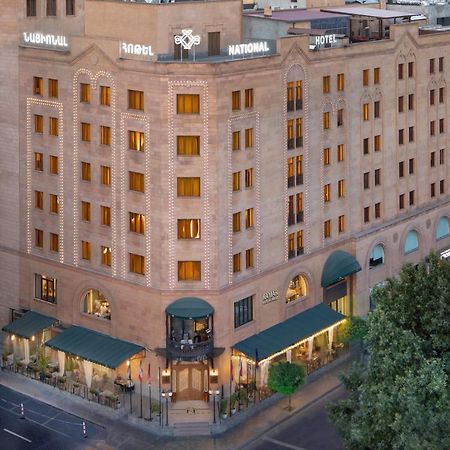 Hotel National Erivan Exterior foto The hotel in 2012