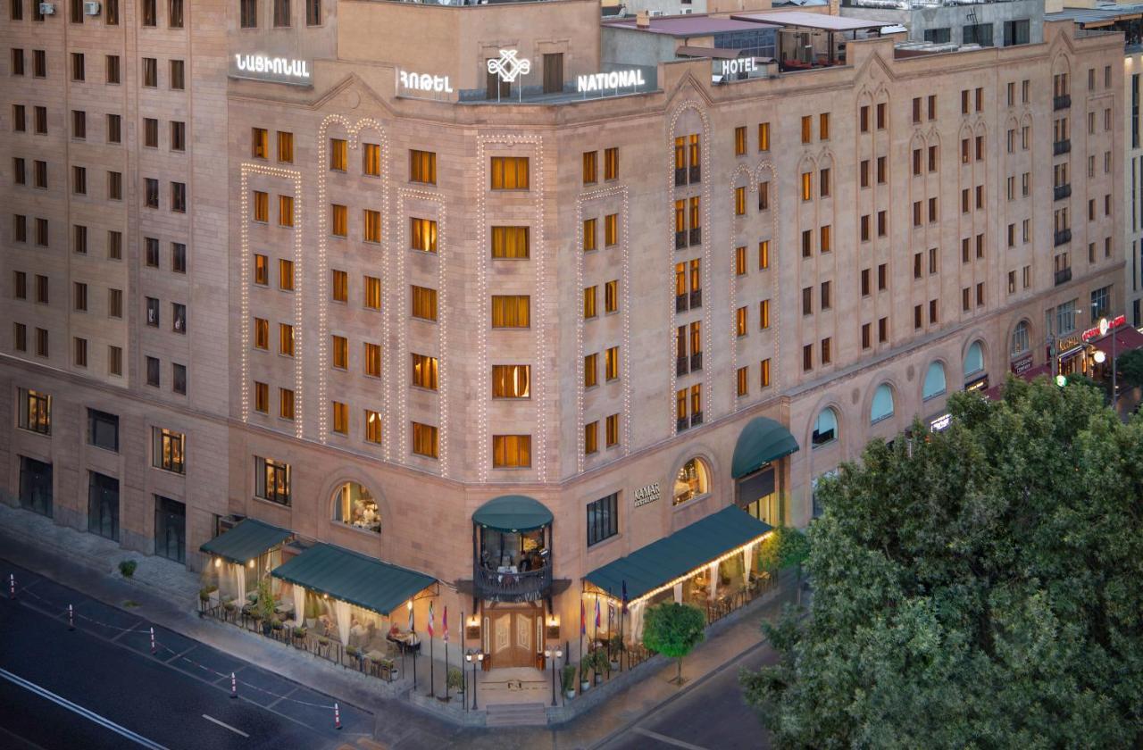 Hotel National Erivan Exterior foto The hotel in 2012