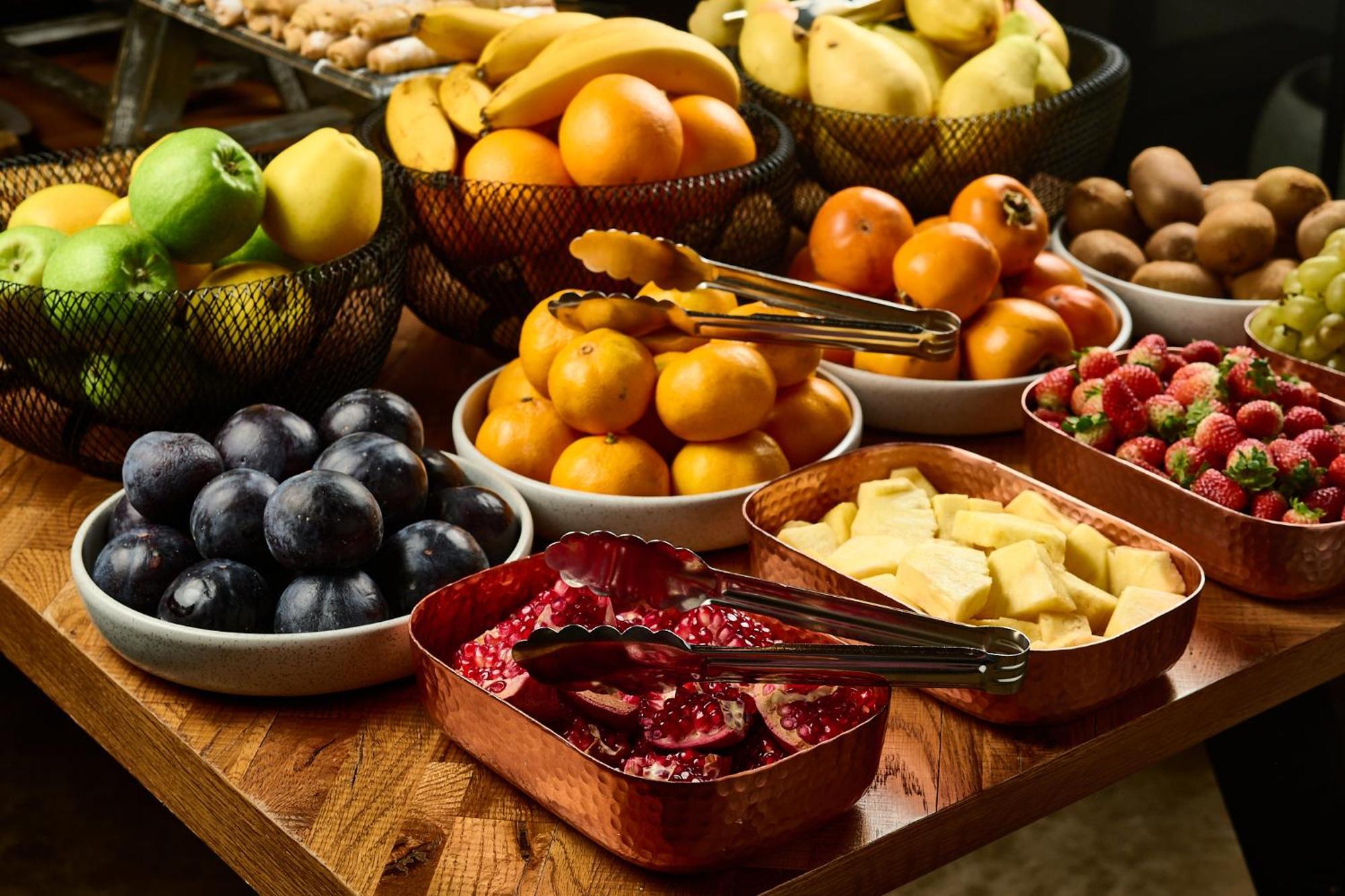 Hotel National Erivan Exterior foto Fruit and jam
